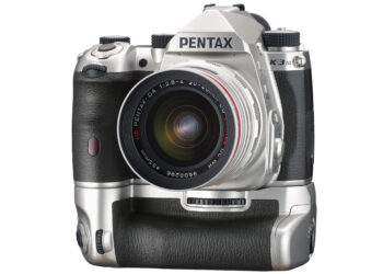Pentax: una la aggiorna, l’altra la personalizza