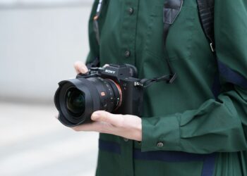 Sony fissa la base grandangolare