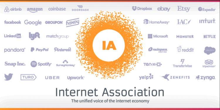 La silenziosa implosione dell’Internet Association