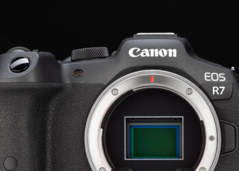 Canon Eos R7