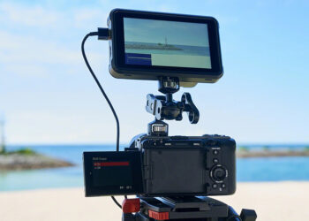 Da Sony una cinecamera con sensore APS-C: arriva la FX30