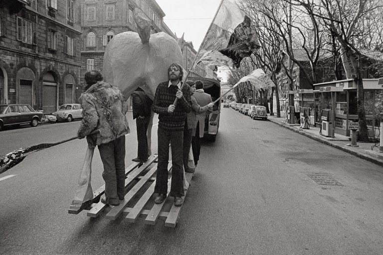 34 In giro per le strade di Trieste, Trieste, 25 febbraio 1973 courtesy Dipartimento di salute mentale di Trieste
