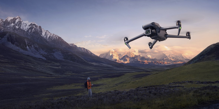 Nuovo DJI Mavic 3 Classic: il più conveniente della serie, non rinuncia quasi a nulla.