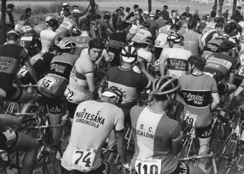 Ernesto Fantozzi Sesto San Giovanni, 1961. Il ciclismo della passione Ernesto Fantozzi, Museo di Fotografia Contemporanea, Milano-Cinisello Balsamo
