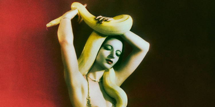 Libro_Female View Elizateva Porodina