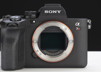 Sony Alfa 7R Mark V recensione