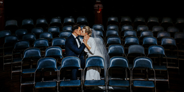 © Jacinta Oaten, finalista Lit ! - Extra Light, flashes and creative lighting International Wedding Photographer of the Year 2022