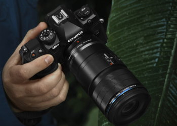 OM System 90mm macro