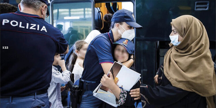 Foto tratta dalla piattaforma "Al servizio del Paese. Frammenti di storia italiana attraverso le immagini della Polizia".