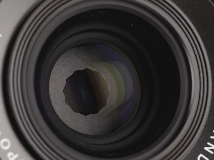 Voigtländer Apo Lanthar 35mm F2 Aspherical, il diaframma