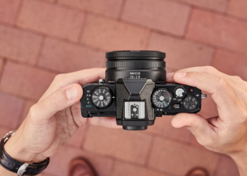 NIKKOR Z 26mm f/2.8 obiettivo pancake per mirrorless full frame e APS-C Nikon