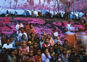 Mostra fotografica Richard Mosse, Lost Fun Zone, 2012, stampa cromogenica digitale. Courtesy dell’artista, carlier | gebauer (Berlin/Madrid) e Jack Shainman Gallery (New York)