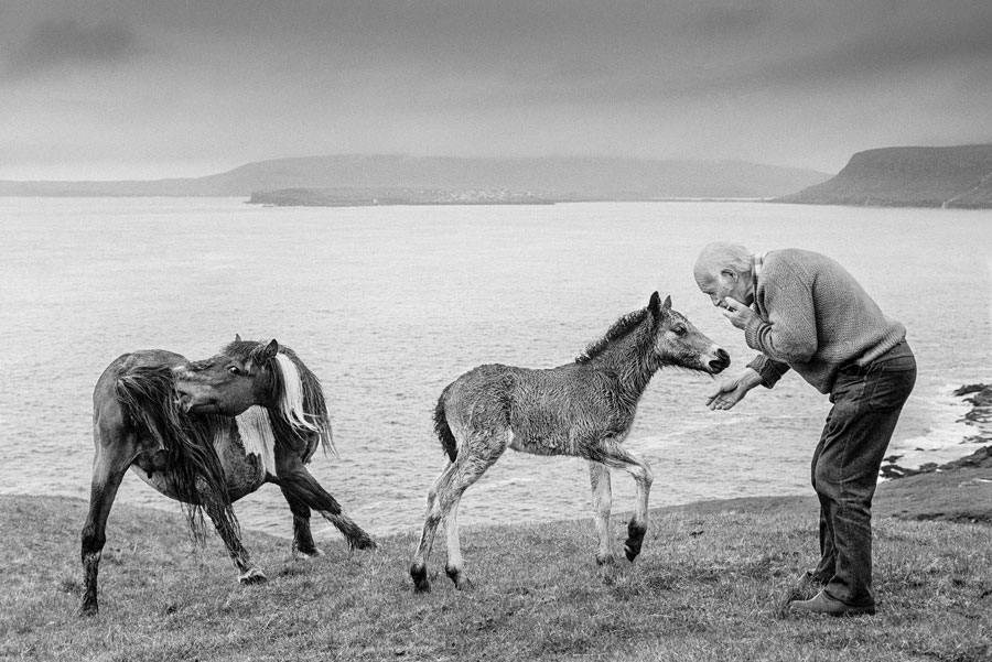 © Ragnar Axelsson, Jonas Madsen, Sandey, Faroe Islands,1989