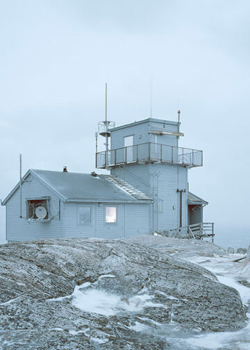 Mostra fotografica © Gregor Sailer, Norwegian Observation Post OP 247, 2021. The Polar Silk Road