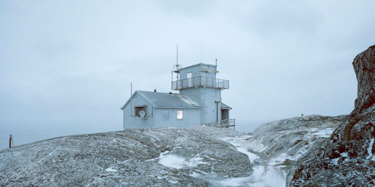 Mostra fotografica © Gregor Sailer, Norwegian Observation Post OP 247, 2021. The Polar Silk Road