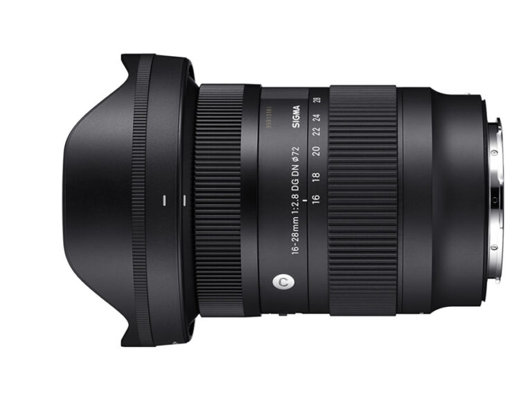 16 BEST WIDE-ANGLE ZOOM LENS