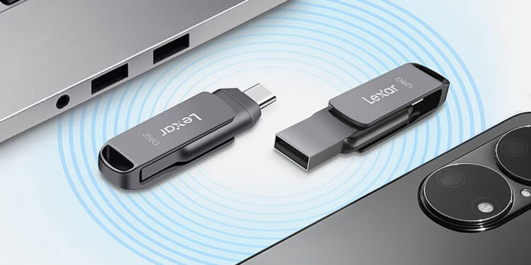 Il nuovo Lexar JumpDrive D400 con doppia connettività USB-C e USB-A
