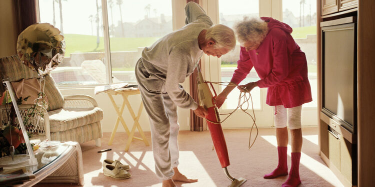 © Larry Sultan, Fixing the Vacuum from the series Pictures from Home, 1991