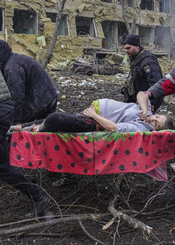 © Evgeniy Maloletka, World Press Photo 2023