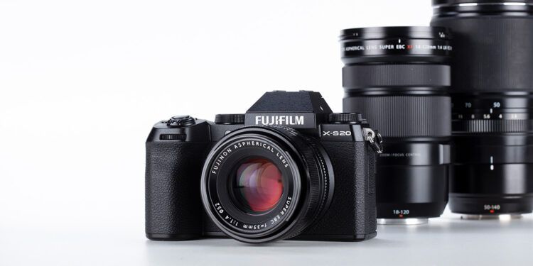 Fujifilm X-S20 recensione mirrorless APS-C