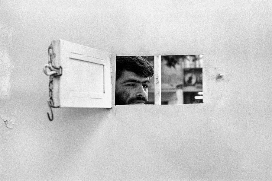 © Mario Dondero, Nel carcere, Kabul, 2006