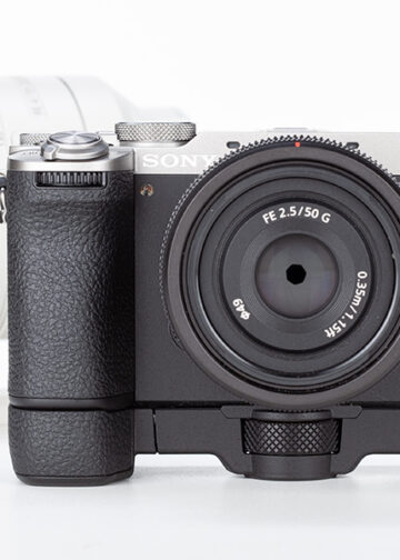 Sony A7CR insieme ad altri obiettivi Sony E