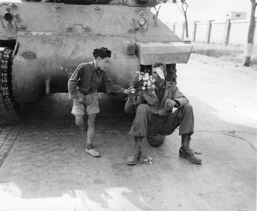 4 giugno 1944, Roma, Lazio, Italia. Autore Lapidus, 163rd Signal Photo Corps, Digitalizzazione di Signal Corps Archive © Courtesy U. S. Army Signal Corps/U.S. National Archives