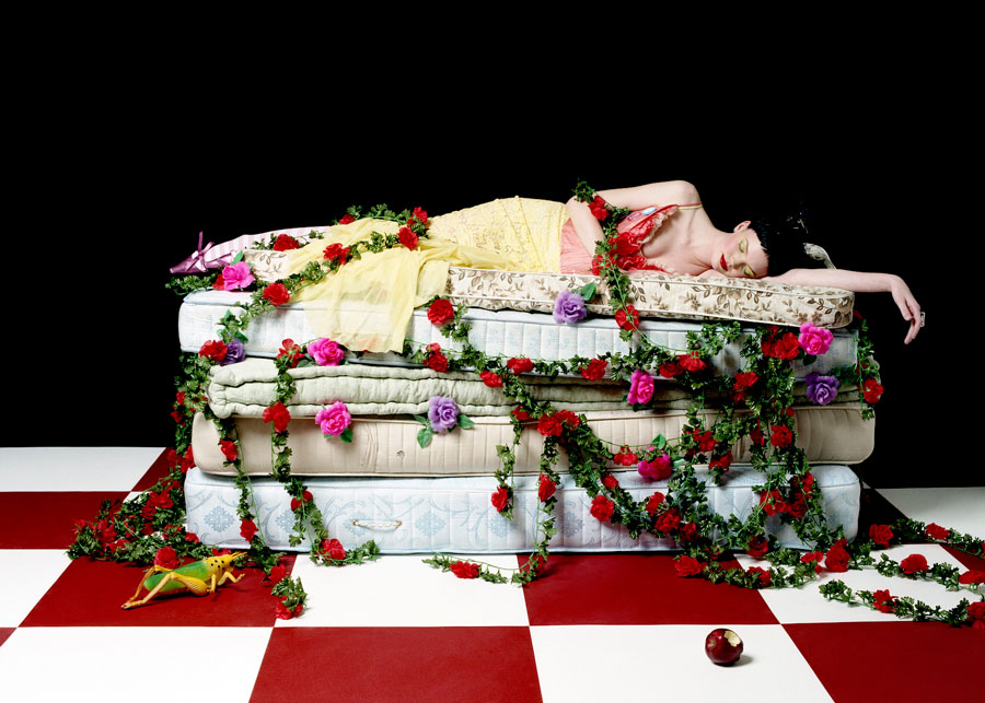 © Maria Vittoria Backhaus, Sleeping Beauty, Milano 2001, Editoriale Io Donna:Courtesy Alessia Paladini Gallery