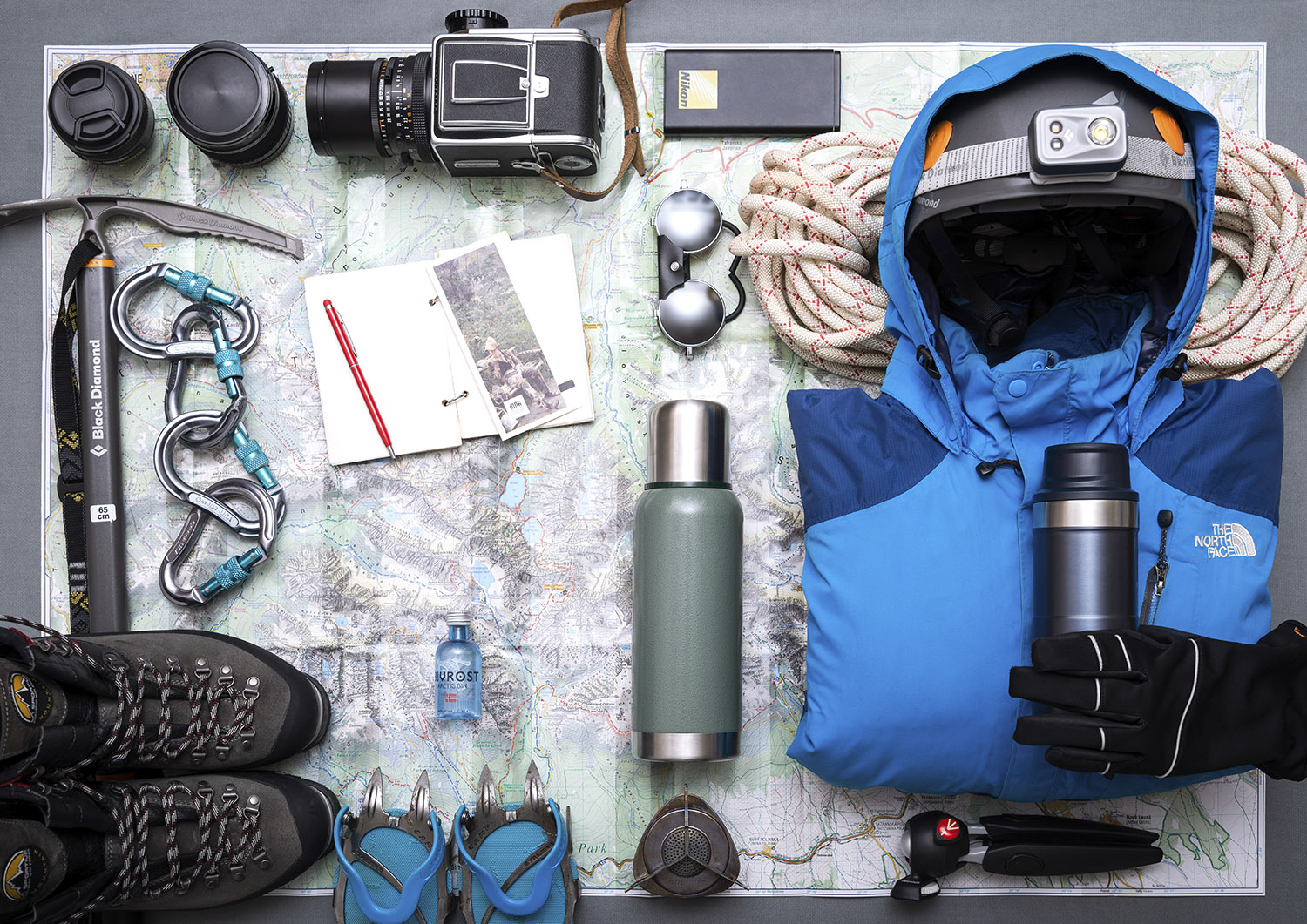 Artur Abramiv (Ucraina): "My standard mountaineer kit".
