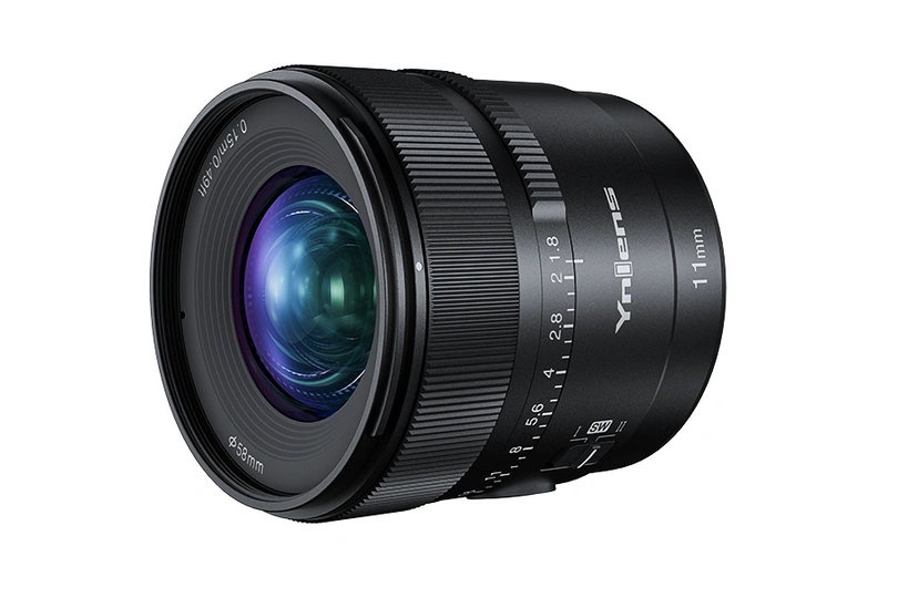 Yongnuo-YN-11mm-f1.8S-DA-DSM-WL-APS-C-ultra-wide-angle-autofocus-lens-1