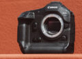 Canon Eos R1