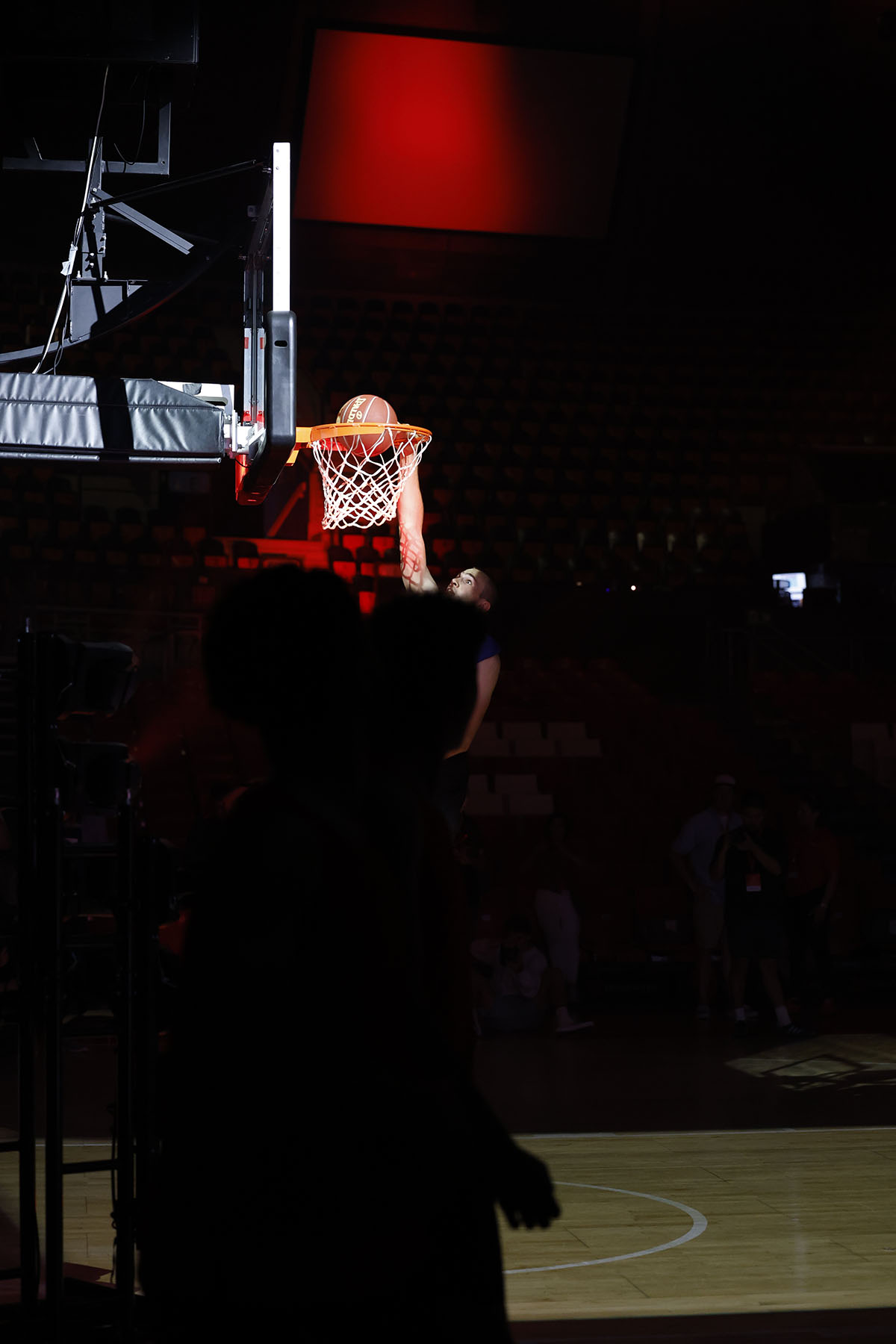 Canon-Eos-R1_sequenza_basket7