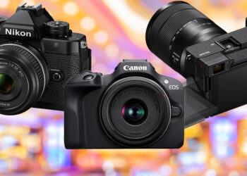 Tre fotocamere Canon, Nikon e Sony