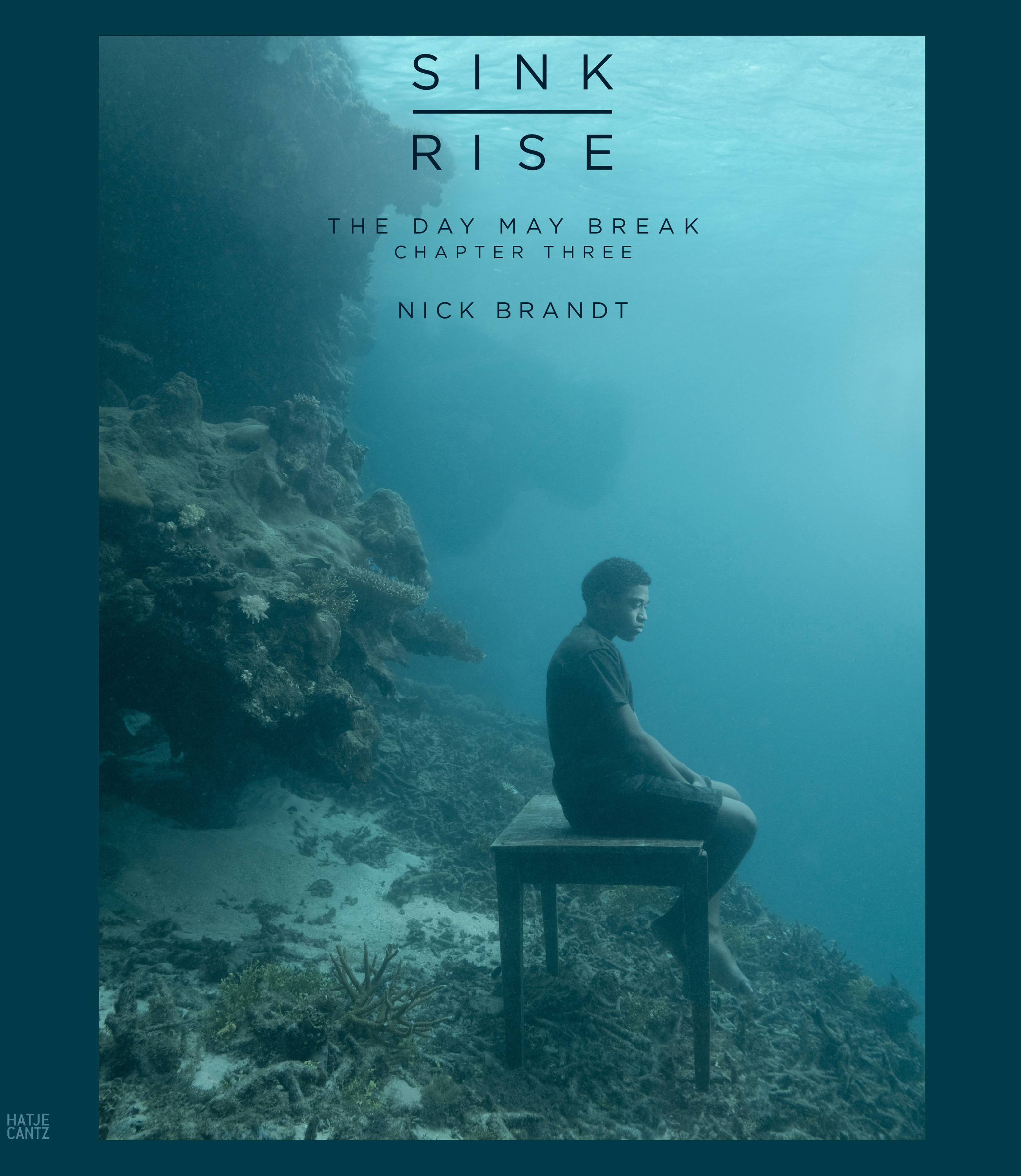 Copertina del libro SINK/RISE di Nick Brandt