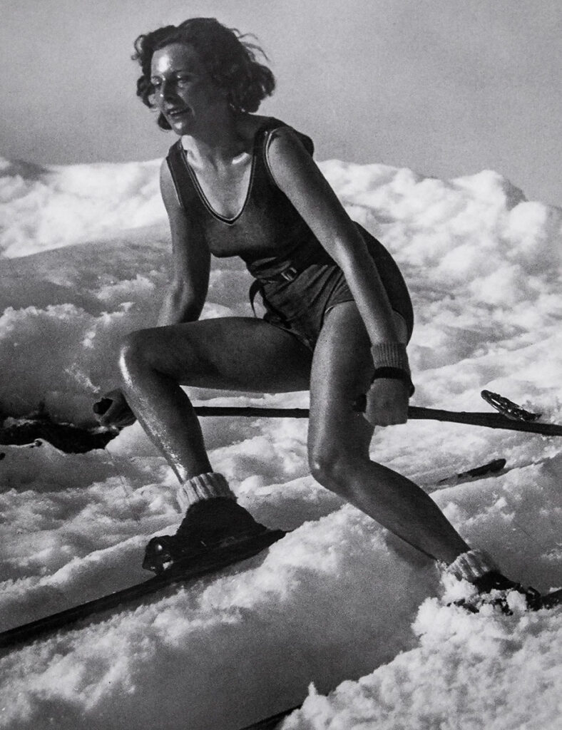 Leni Riefenstahl, 1931. © Estate of Martin Munkácsi, cortesia Howard Greenberg Gallery New York e Paci contemporary gallery