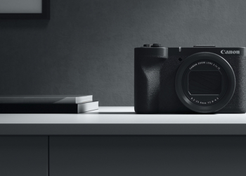 Canon entra nel mercato del vlogging con la fotocamera compatta PowerShot V1