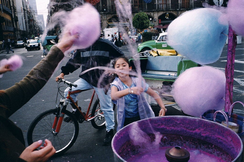 CIttà del Messico, Messico, 2003. © Alex Webb/Magnum Photos