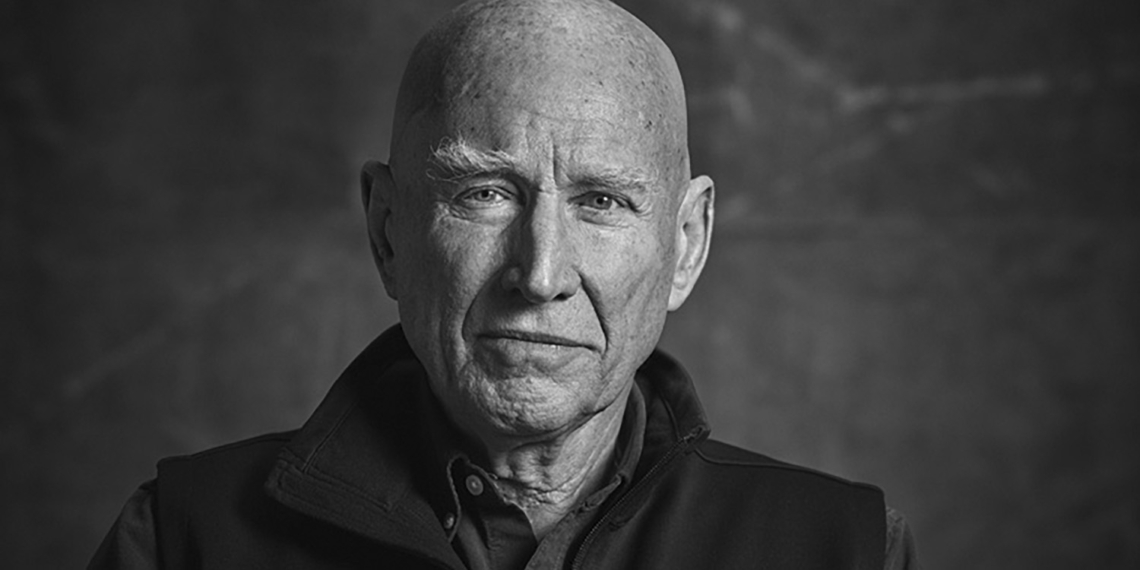 Portrait-of-Sebastião-Salgado-2019.-©-Renato-Amoroso