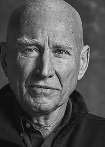 Portrait-of-Sebastião-Salgado-2019.-©-Renato-Amoroso