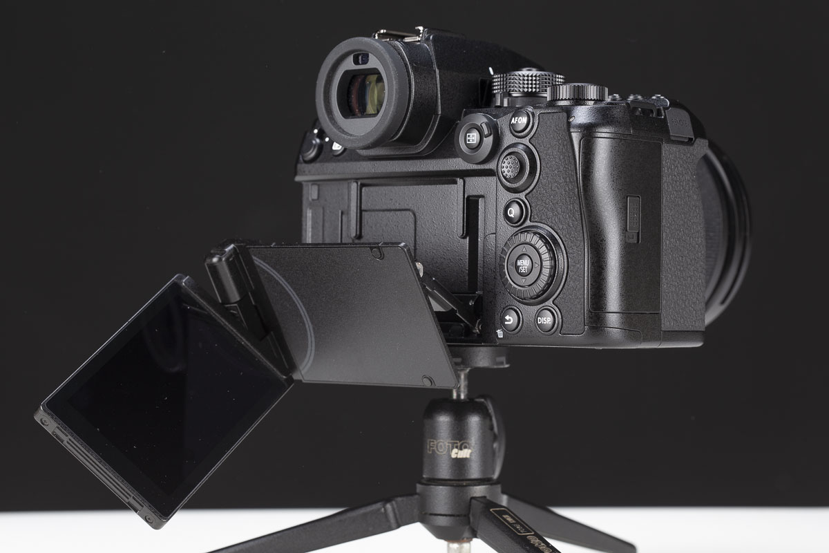 Limix-S1II_Monitor-1