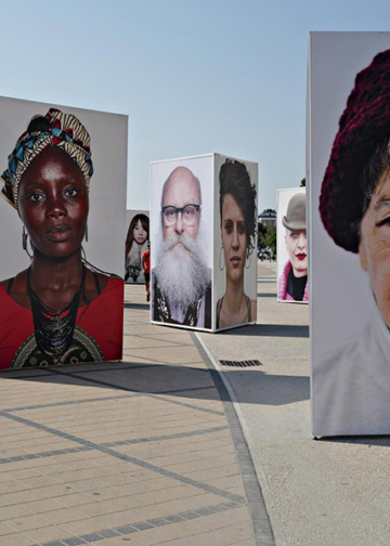 Oliviero Toscani Razza Umana Milano Marittima