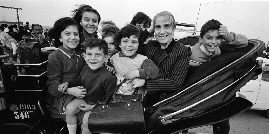Bruno Barbey. Gli Italiani mostra Torino