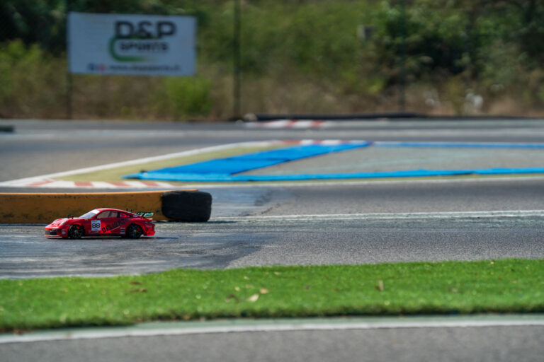 Sigma-200mm-f_2_auto_3