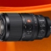 Il Sony FE 100mm f/2,8 Macro GM OSS misura 147,9x81,4mm e pesa 646g. Schema ottico complesso e struttura raffinata ne lasciano intuire le ambizioni professionali.