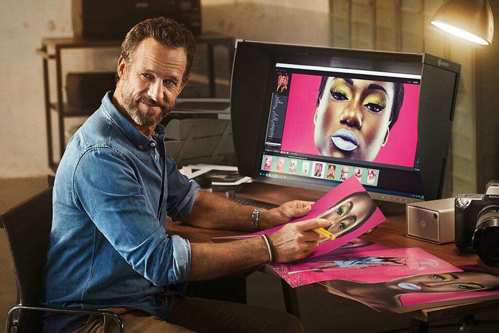 Il CG3100X copre il 99% dello spazio colore DCI-P3 utilizzato nell'industria cinematografica e supporta anche lo standard Rec. 2020.
