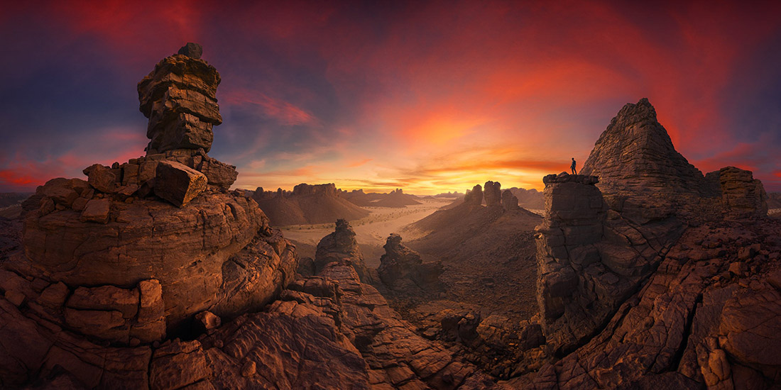 Last Fireworks. © Alessandro Cantarelli, Open Photographer of the Year degli Epson International Pano Awards 2025