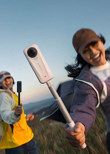 Insta360 X4 Air: action camera 360 8K super leggera