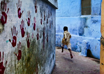 Steve McCurry Orizzonti lontani mostra fotografica Parma