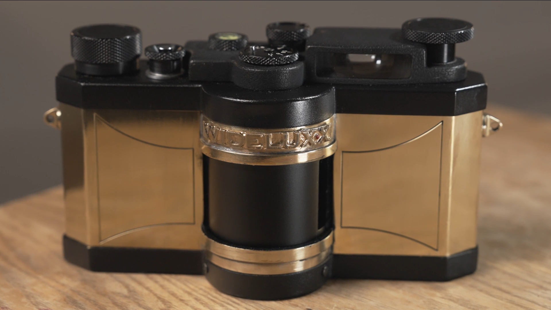 WideluxX Prototype 0001 presentazione