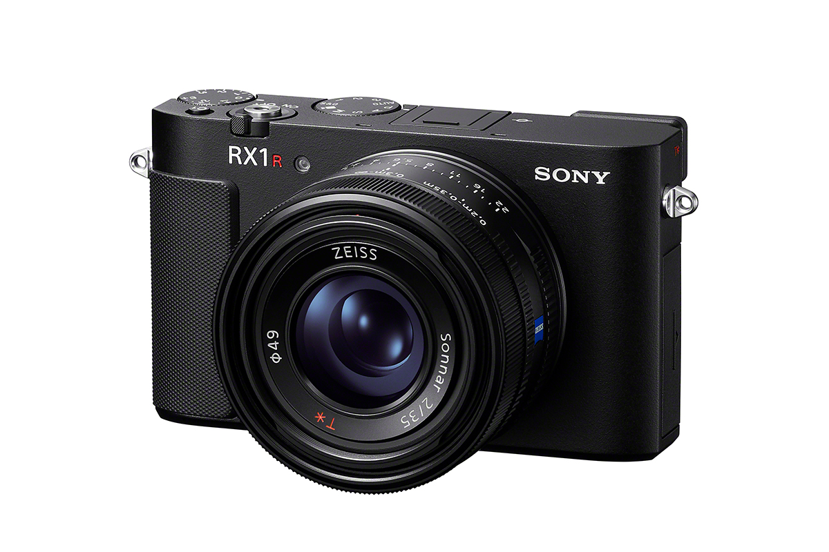 sonrx1r3_front_slanted